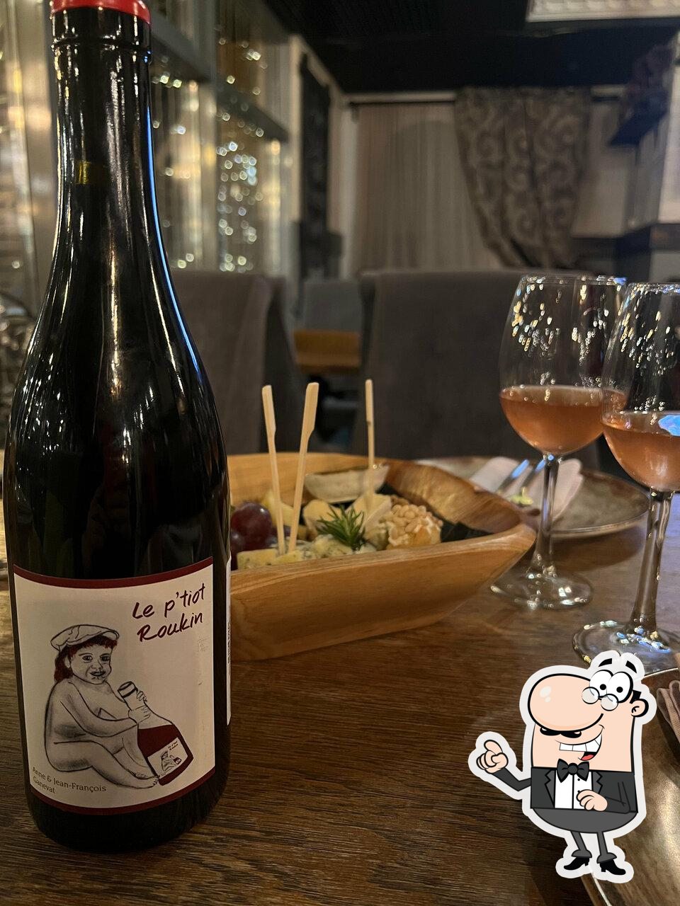 Забронируйте столик в "Olivka".