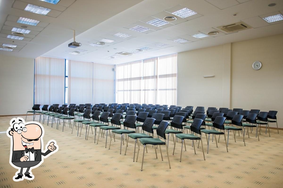 Забронируйте столик в "Плаза".