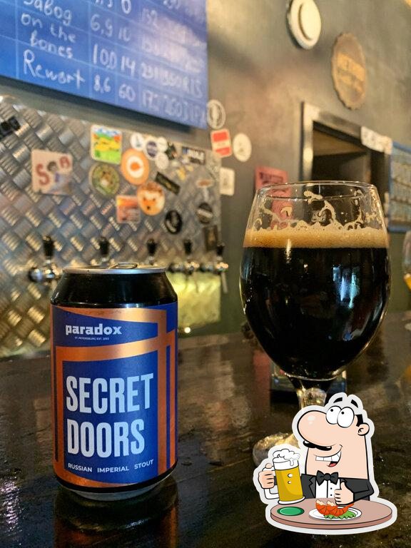 Взгляните на разнообразие пивных напитков . 