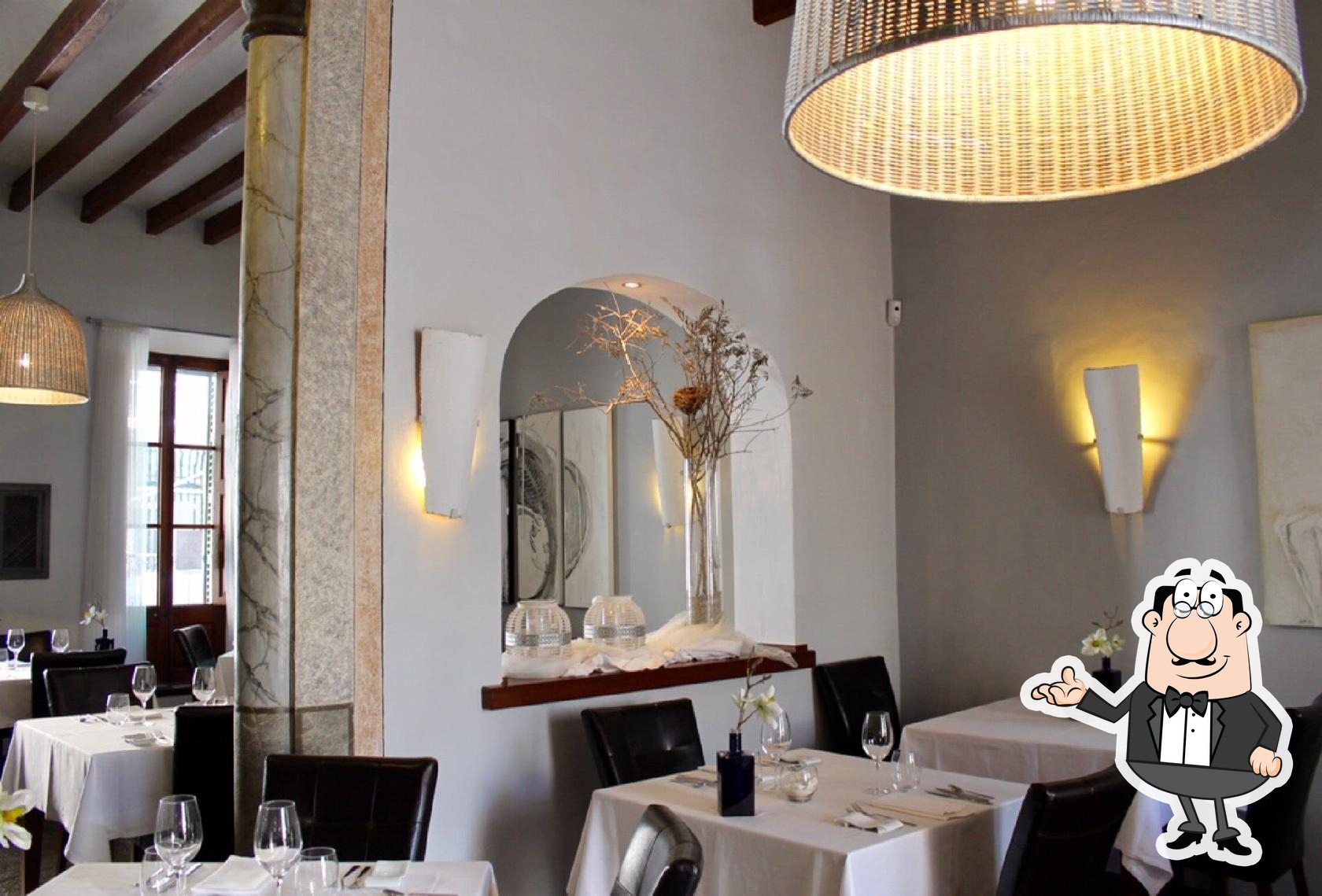 Посмотрите на внутренний интерьер "Restaurant Ca'n Boqueta".