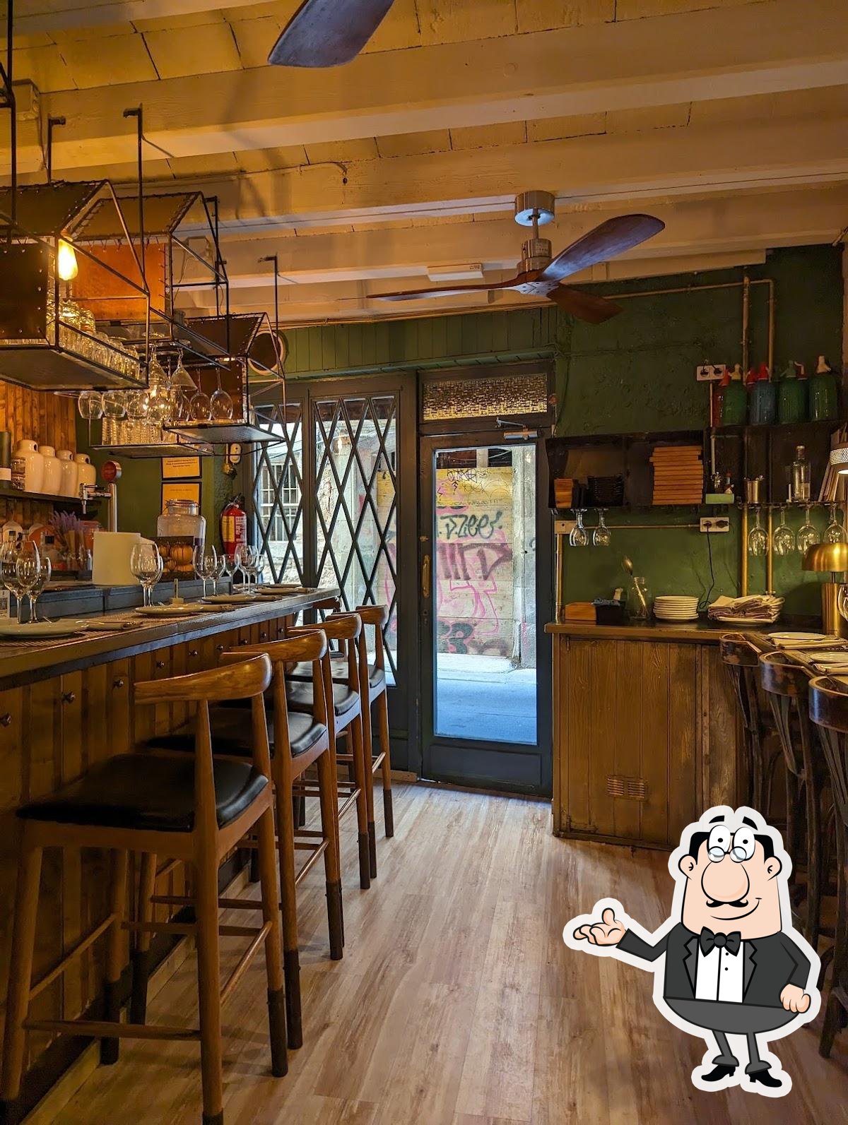 Забронируйте столик в "Arume Restaurant".