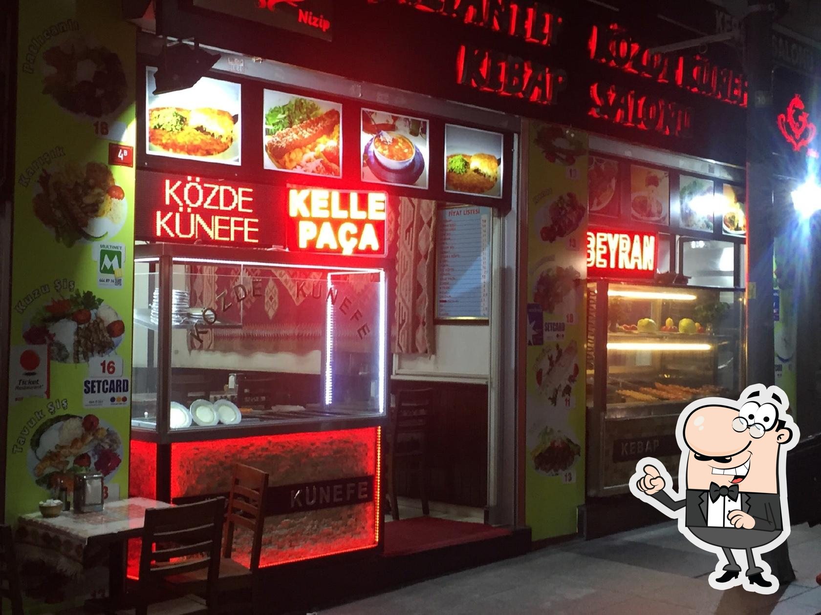 Интерьер "Gaziantep Közde Künefe Kebap Salonu".