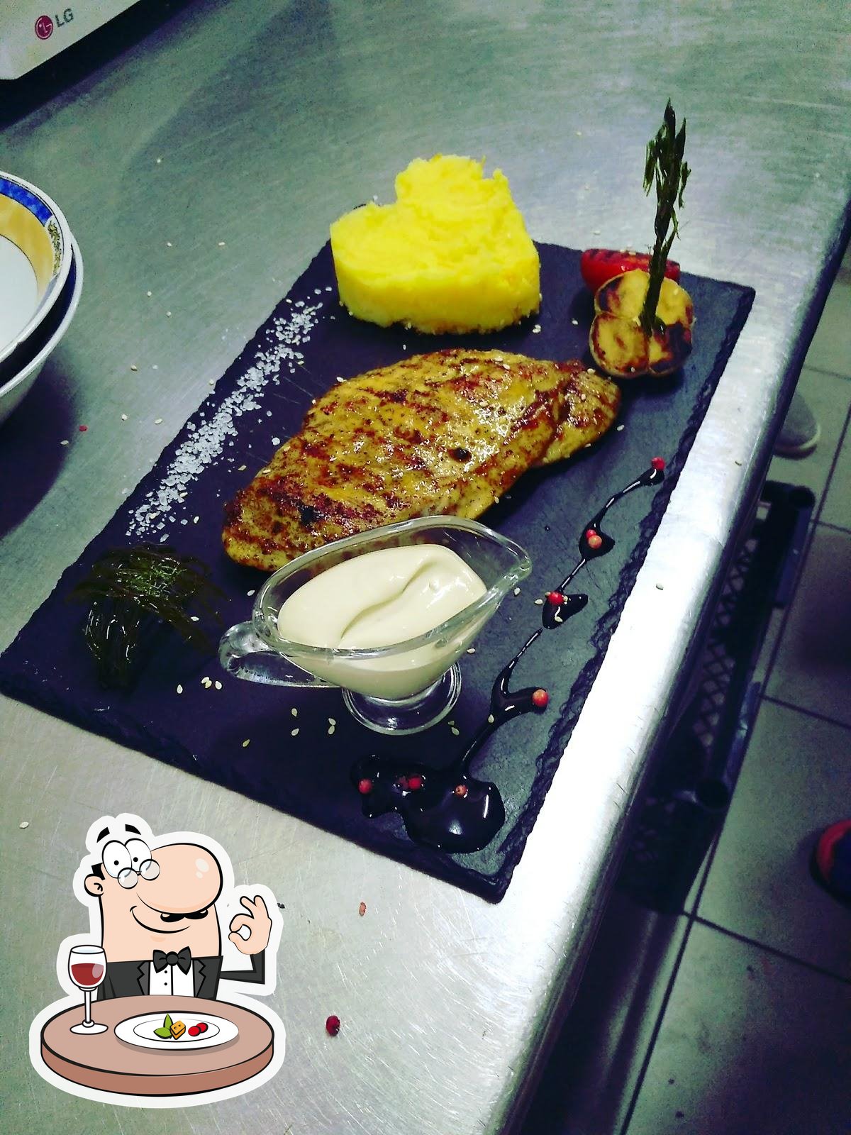 Еда в "Grill-Bar Juzic"
