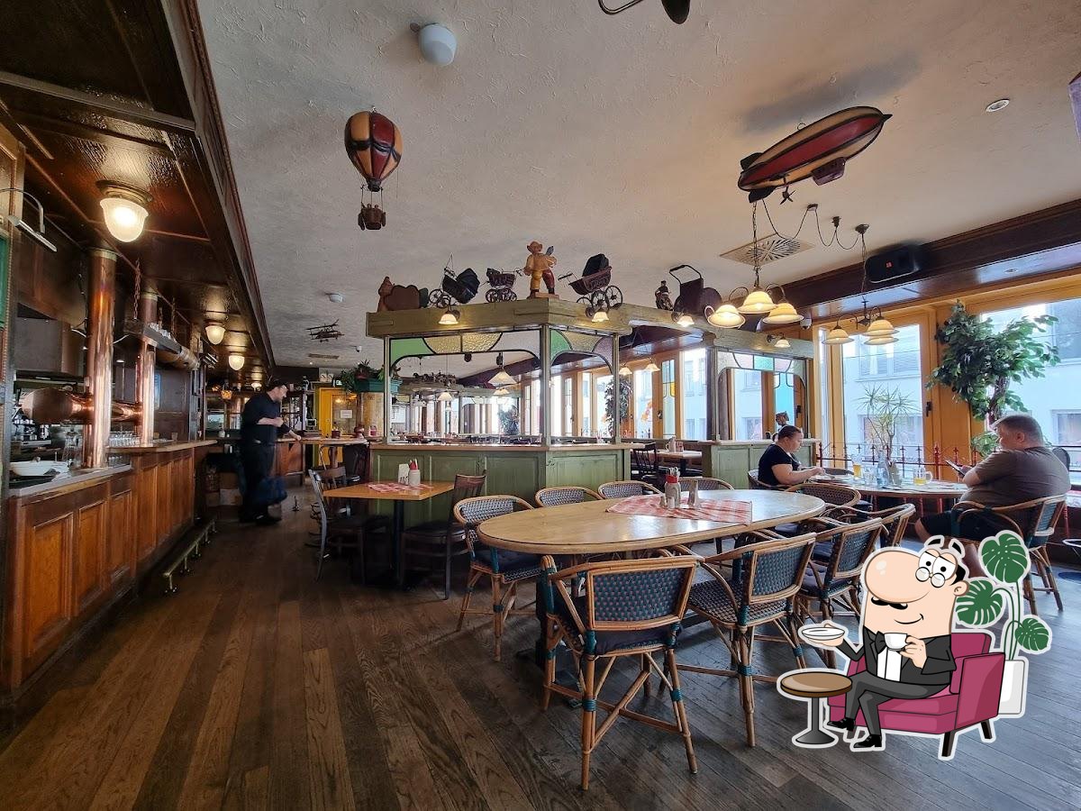 Забронируйте столик в "Sophie’s Brauhaus".