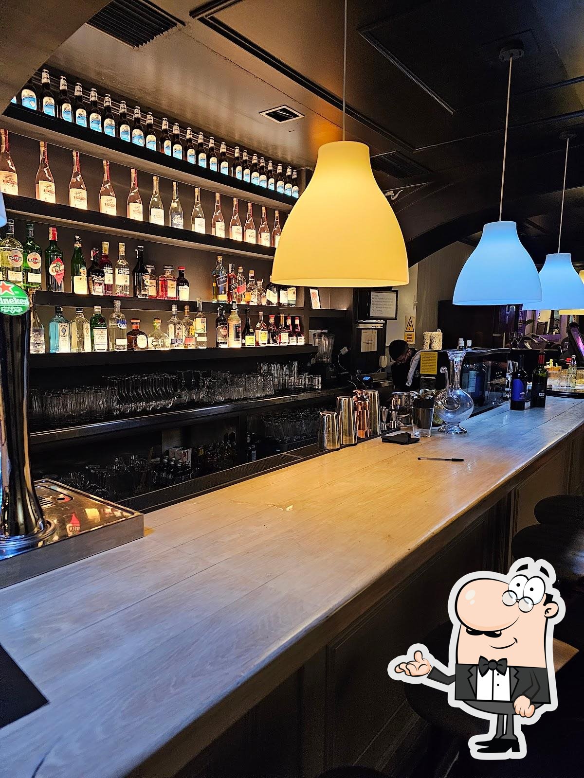 Забронируйте столик в "Buenos Aires Grill Restaurant".