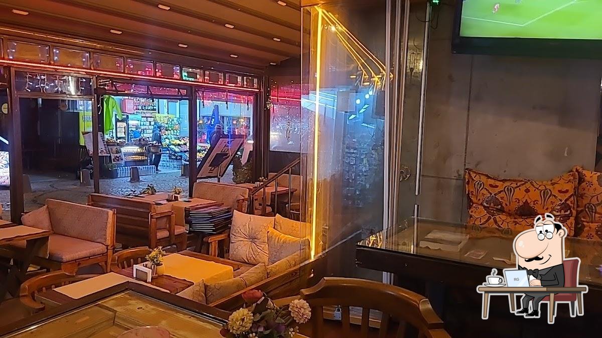 Посмотрите на внутренний интерьер "Turka Taste Cuisine".