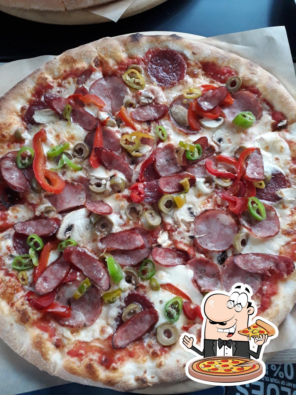 Попробуйте пиццу в "Andy's Pizza".