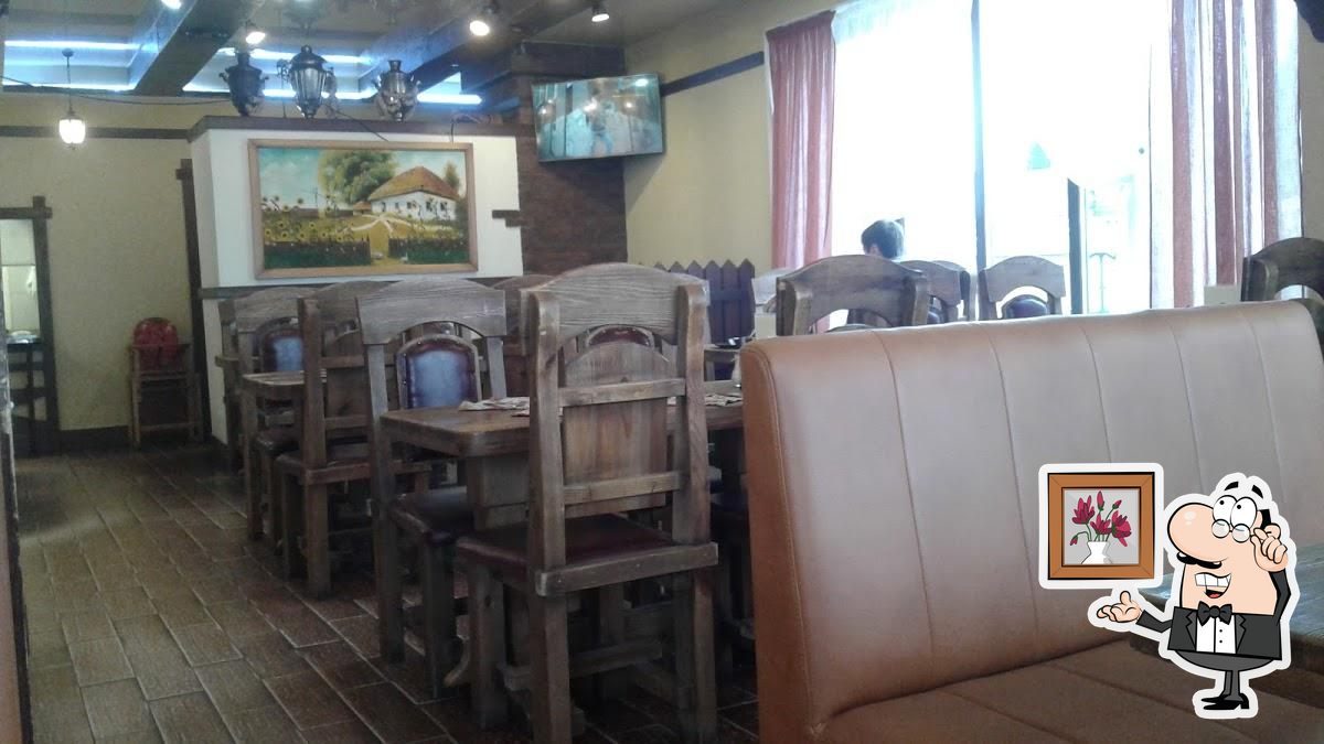 Забронируйте столик в "Хуторок".