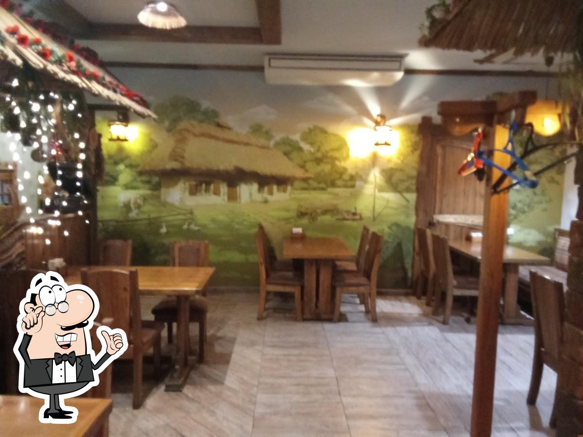 Посмотрите на внутренний интерьер "Корчма".