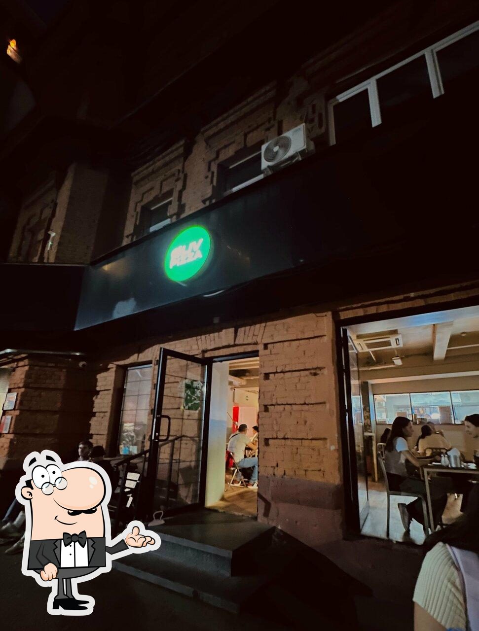 Интерьер "Øliv Pizza".