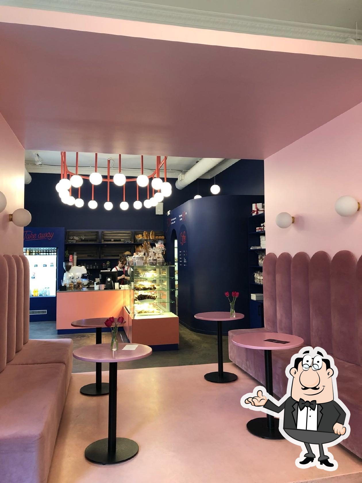 Забронируйте столик в "Breadway".