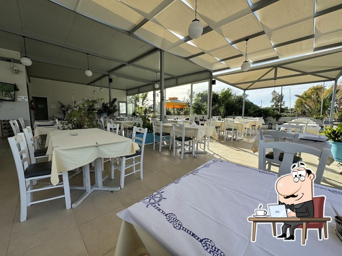 Забронируйте столик в "Taverna Romeo".