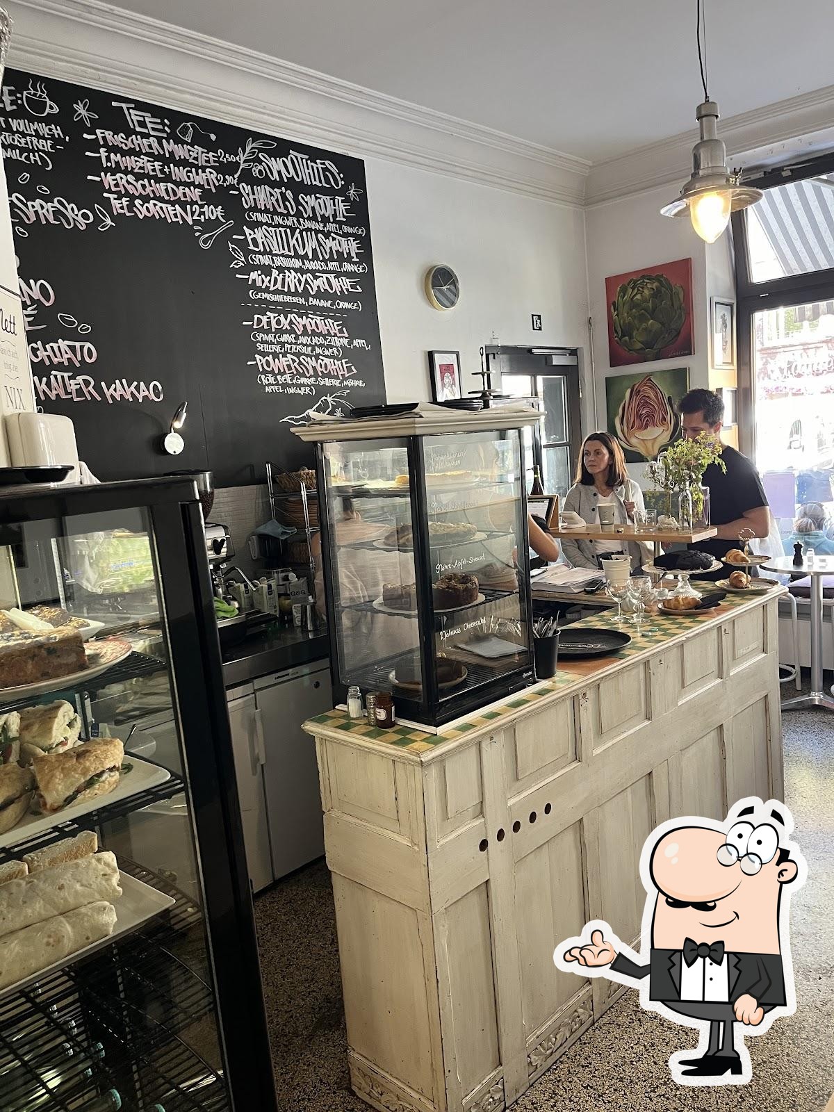 Интерьер "Shari's Kitchen".
