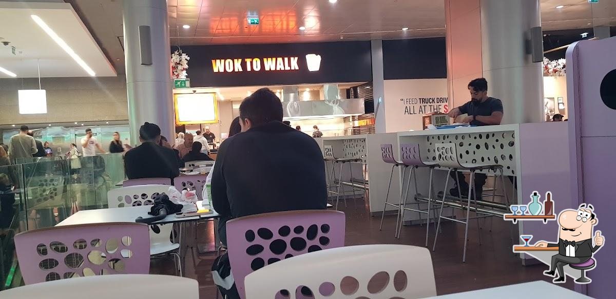 Забронируйте столик в "Wok to Walk Braga Parque".