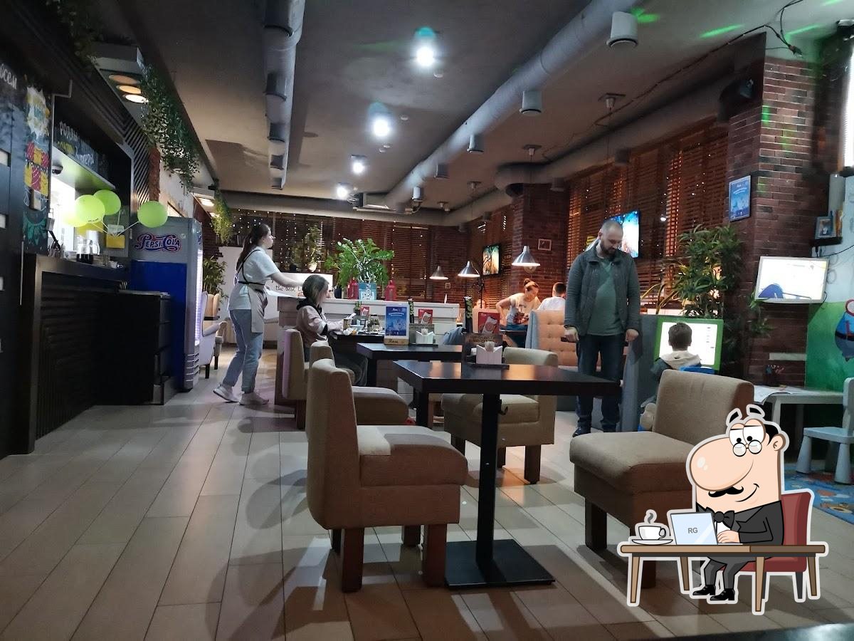 Забронируйте столик в "Яем".