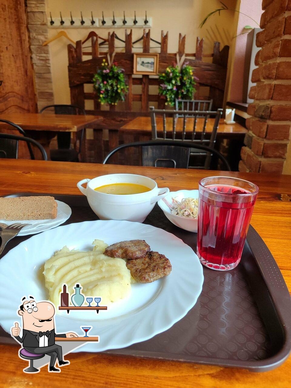 Посмотрите на внутренний интерьер "Старый город".