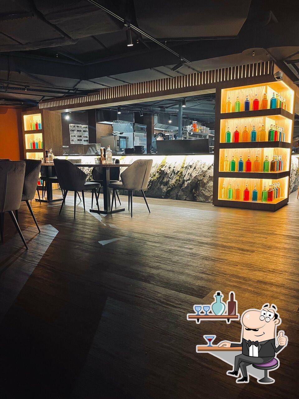 Забронируйте столик в "The Бык".