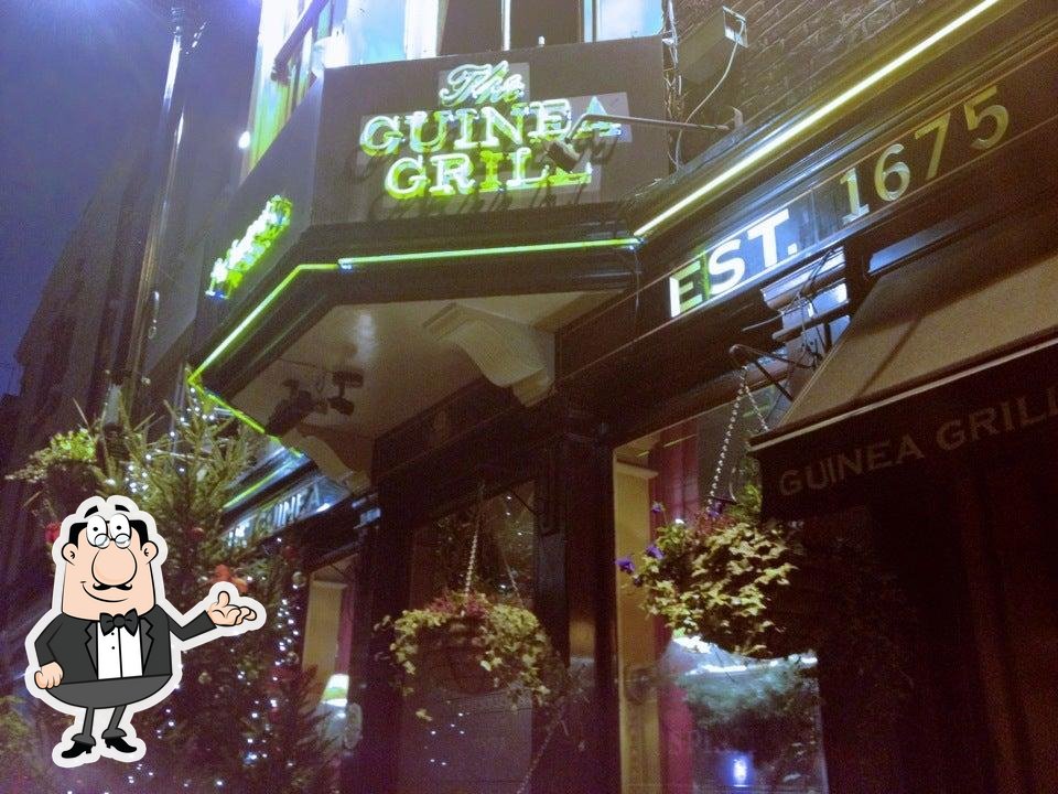 Забронируйте столик в "Guinea Grill".