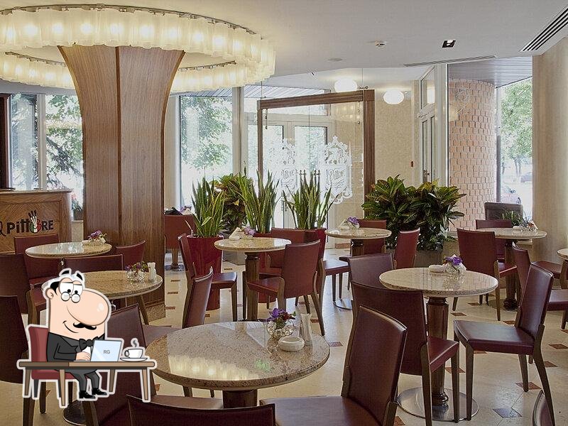 Интерьер "Il Pittore".