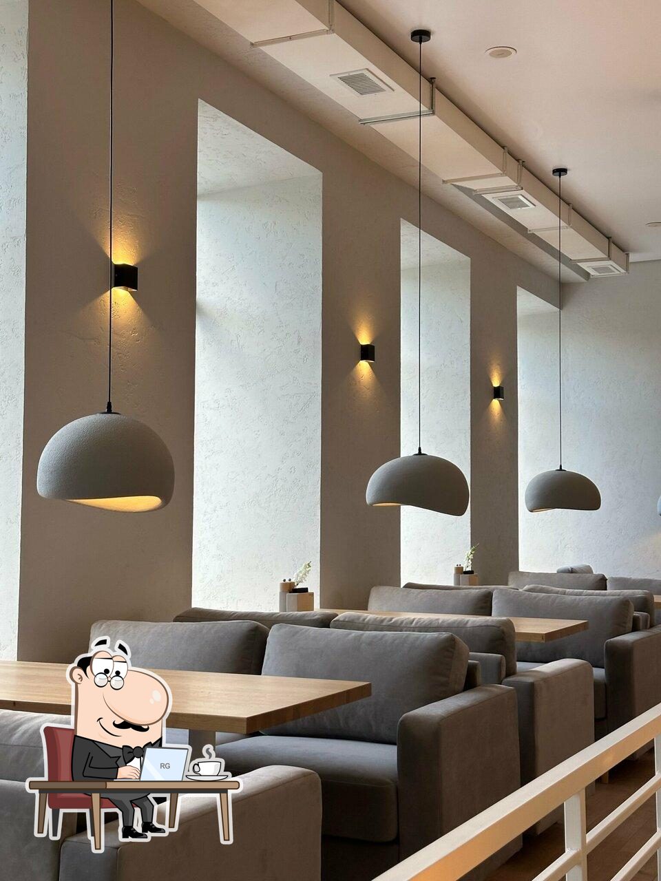 Посмотрите на внутренний интерьер "Gagarin".