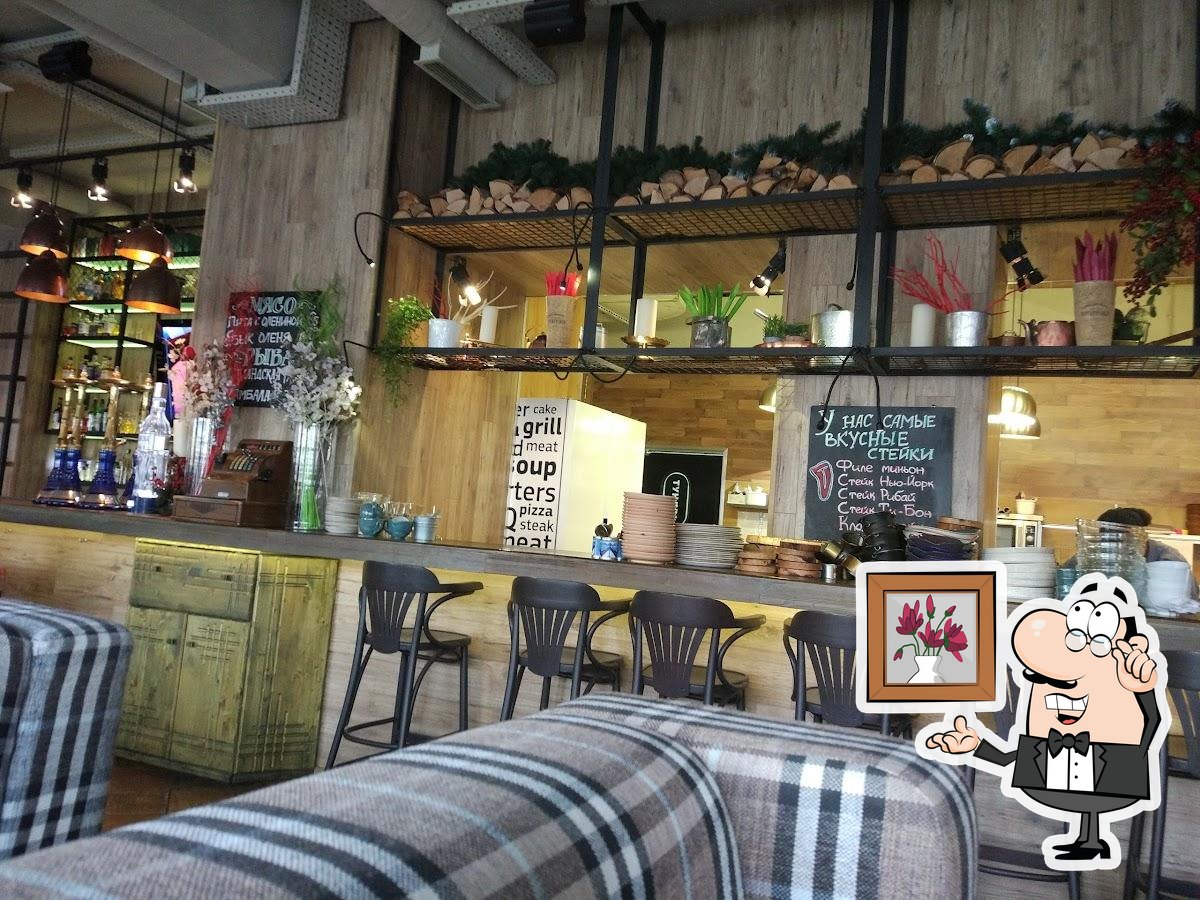 Интерьер "Тундра Grill & Bar".