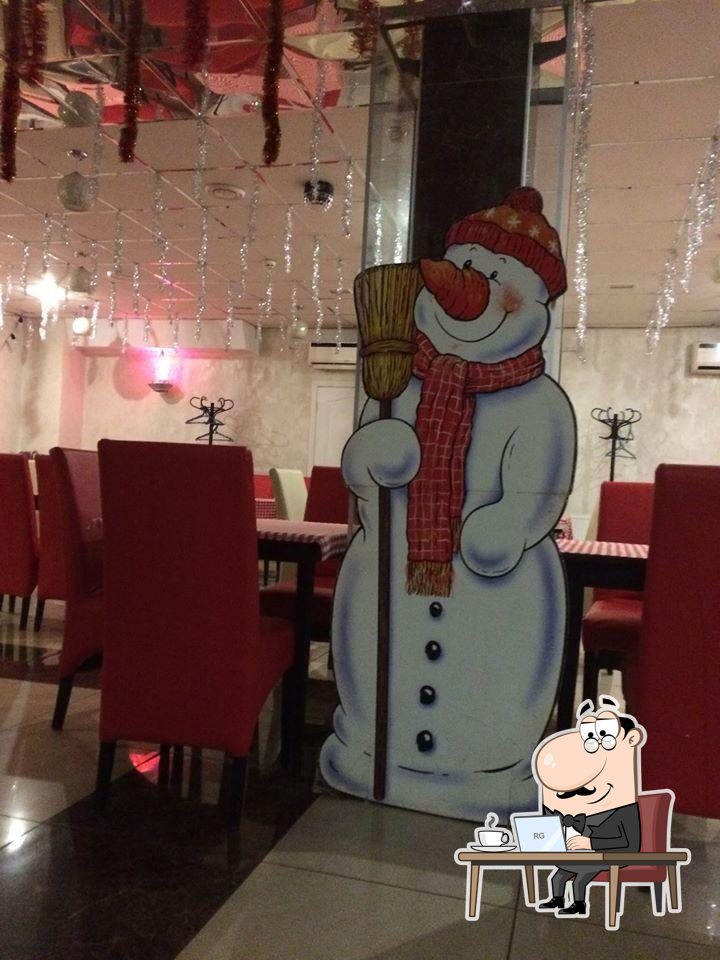 Интерьер "Relax Cafe Kyiv".