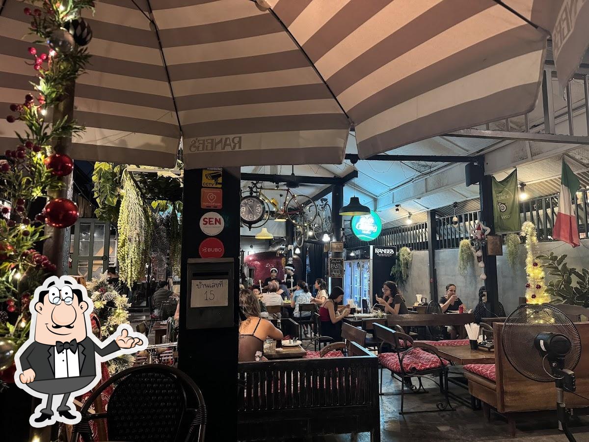 Забронируйте столик в "Ranee's Velo Restaurant".