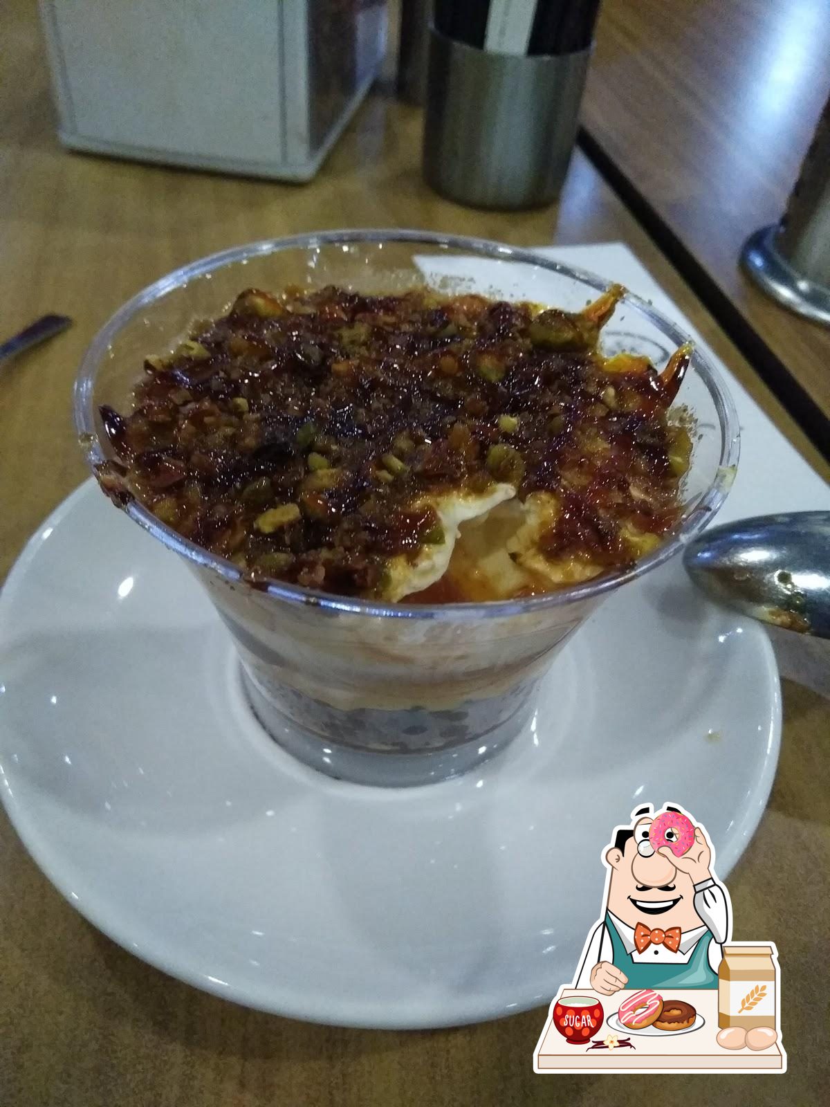 "Dilek Pasta Cafe Restaurant" предлагает широкий выбор сладких блюд.