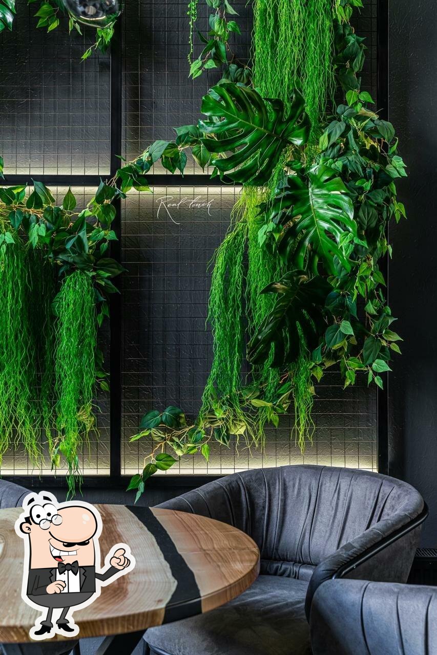 Посмотрите на внутренний интерьер "Мята Lounge".