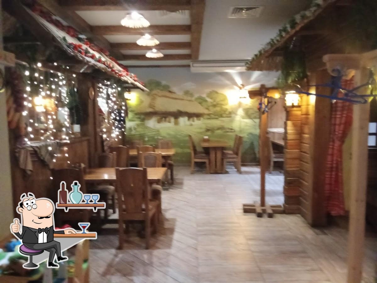 Забронируйте столик в "Корчма".