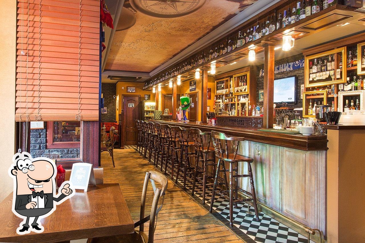 Интерьер "Finnegan's Wake Irish Pub".