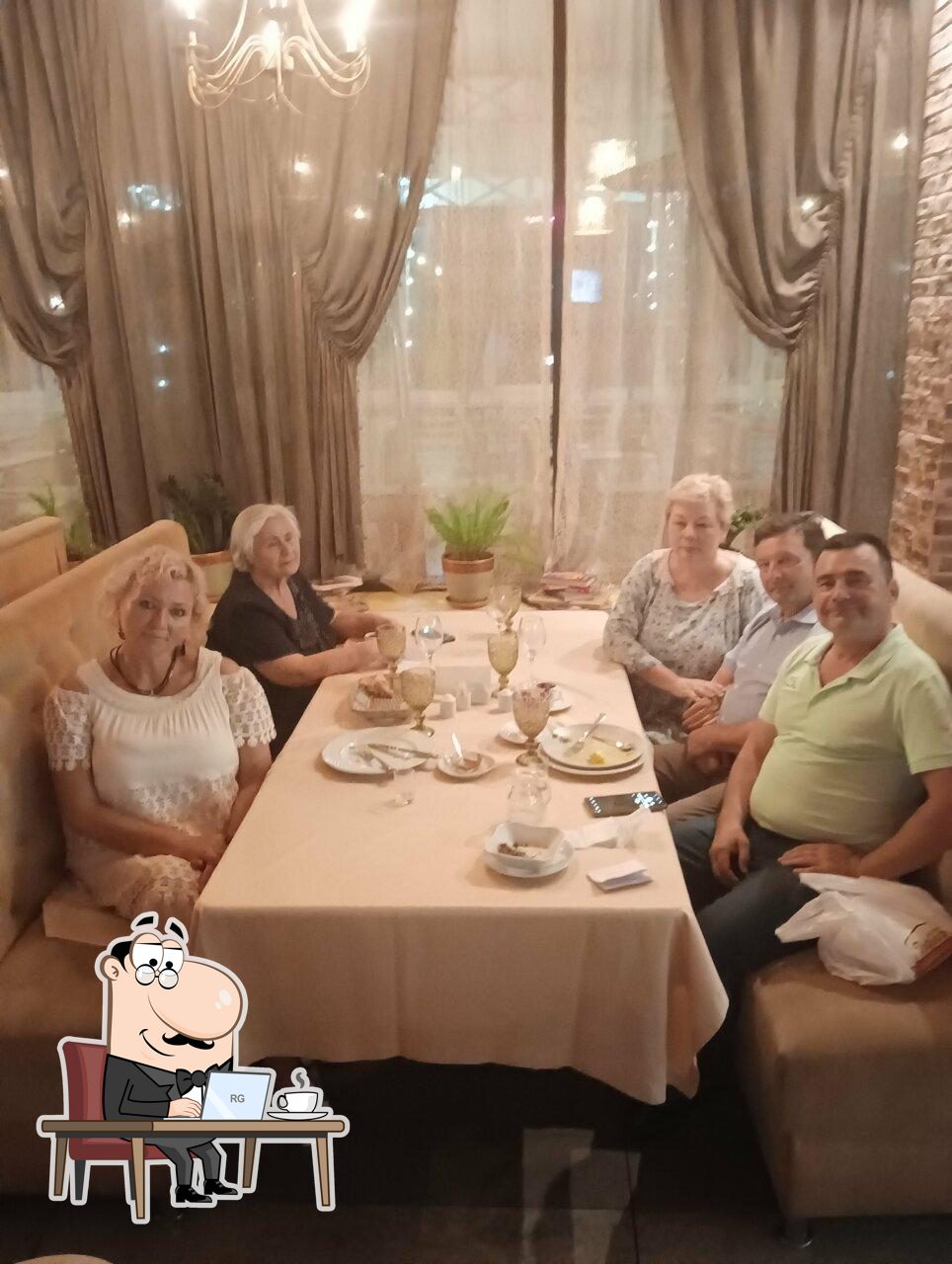 Забронируйте столик в "Тифлисъ".