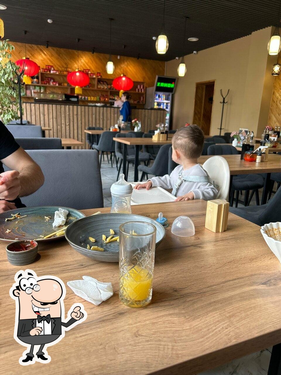 Забронируйте столик в "Ханой VIII".
