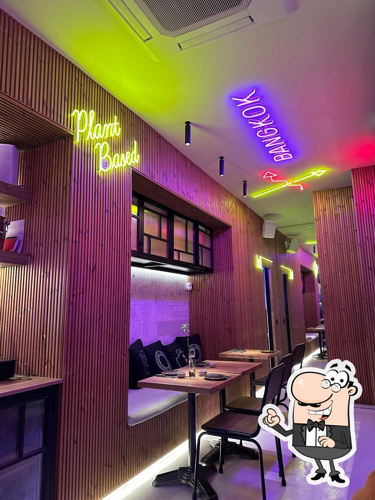 Интерьер "Desoriente Restaurant Asiàtic Poblenou".