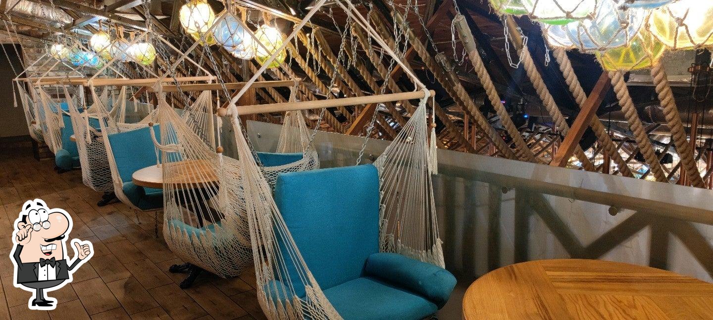 Посмотрите на внутренний интерьер "Restoran Sety".