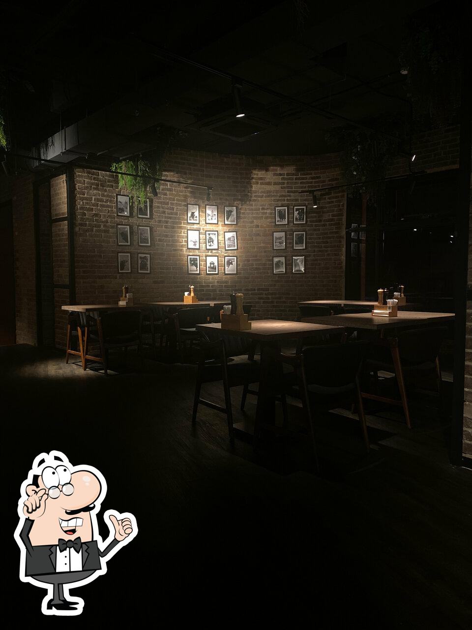 Интерьер "The Бык".