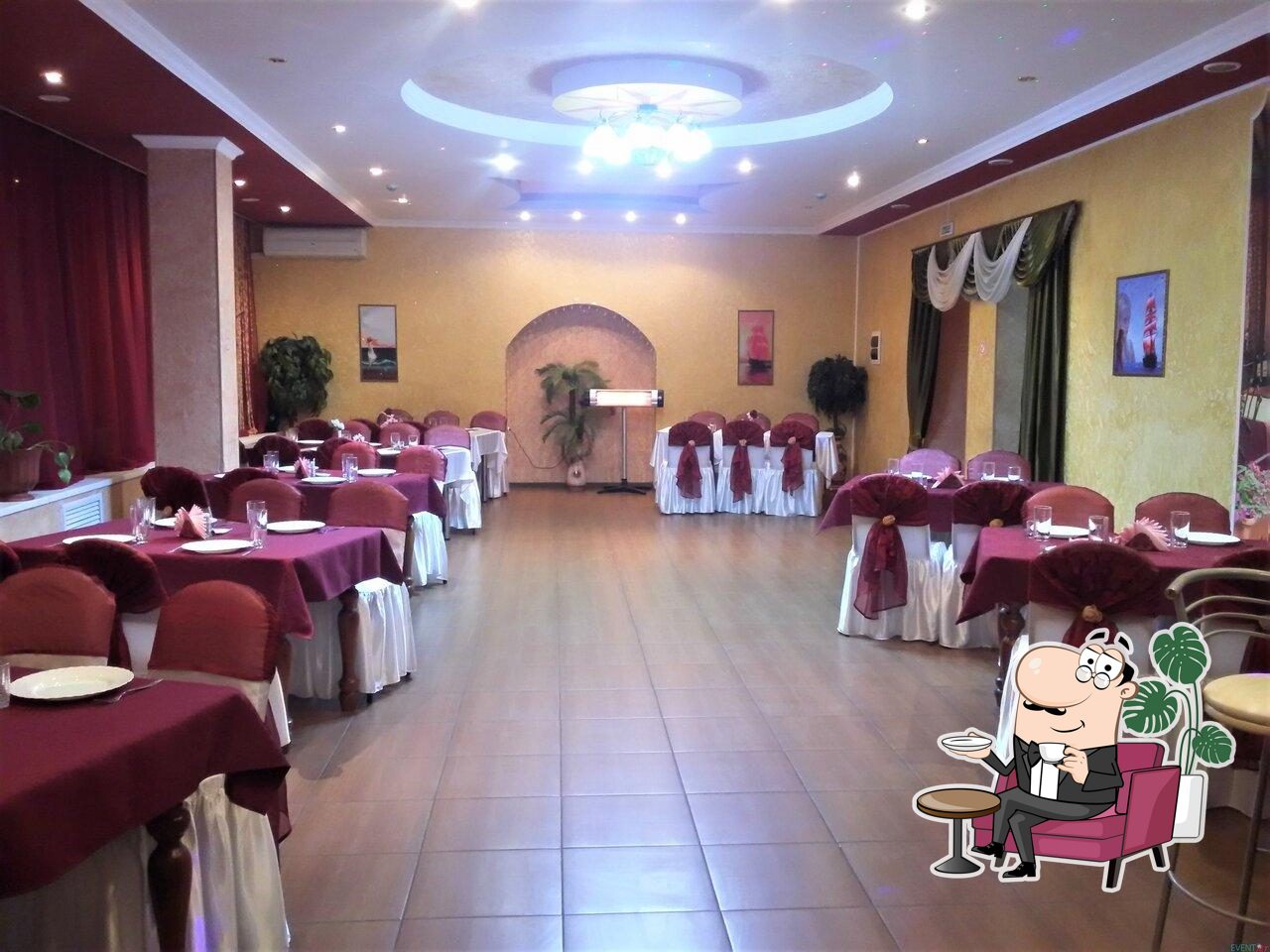 Забронируйте столик в "Oasis".
