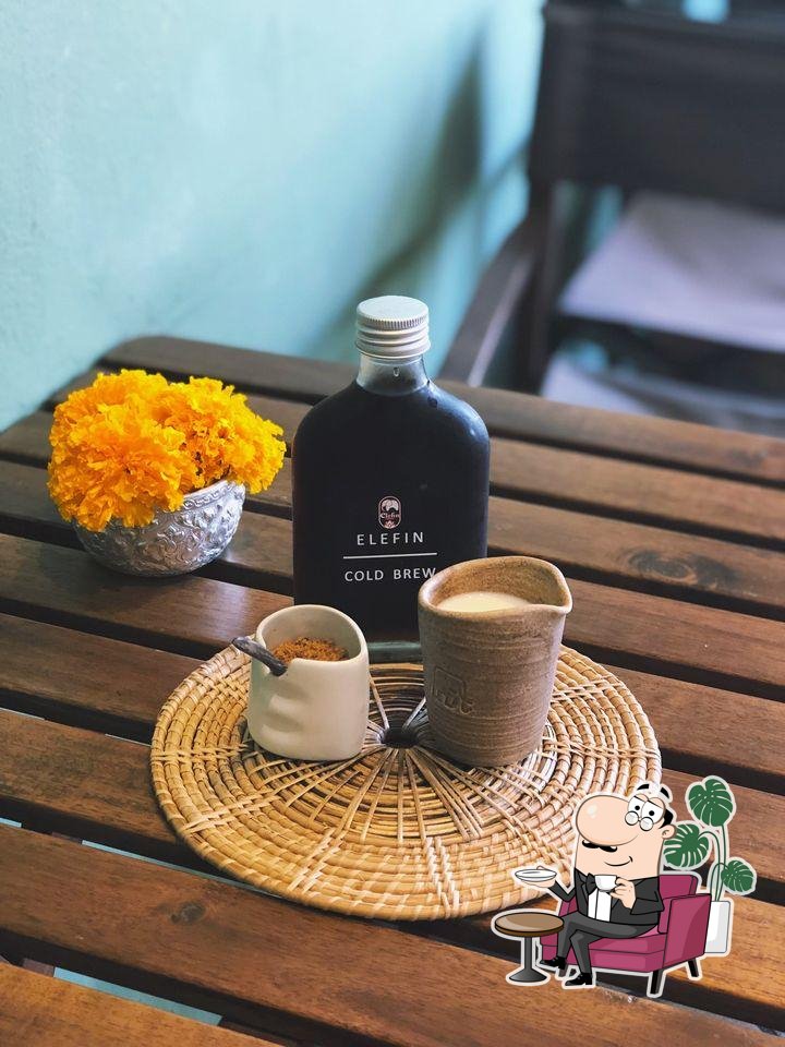 Забронируйте столик в "Elefin Coffee".