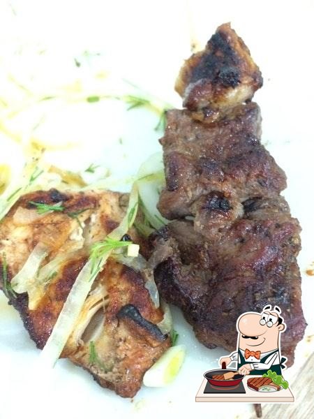 Закажите блюда из мяса в "Kebab Grill".