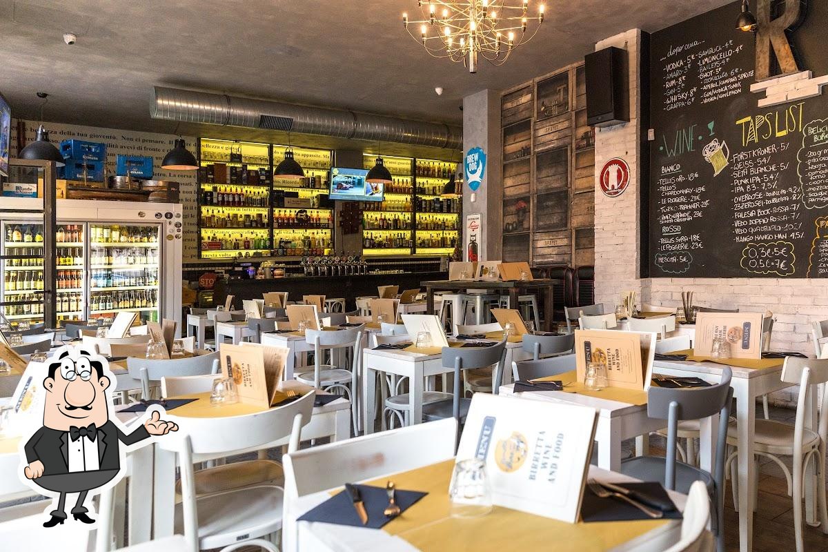 Интерьер "Birretta Wine and Food".