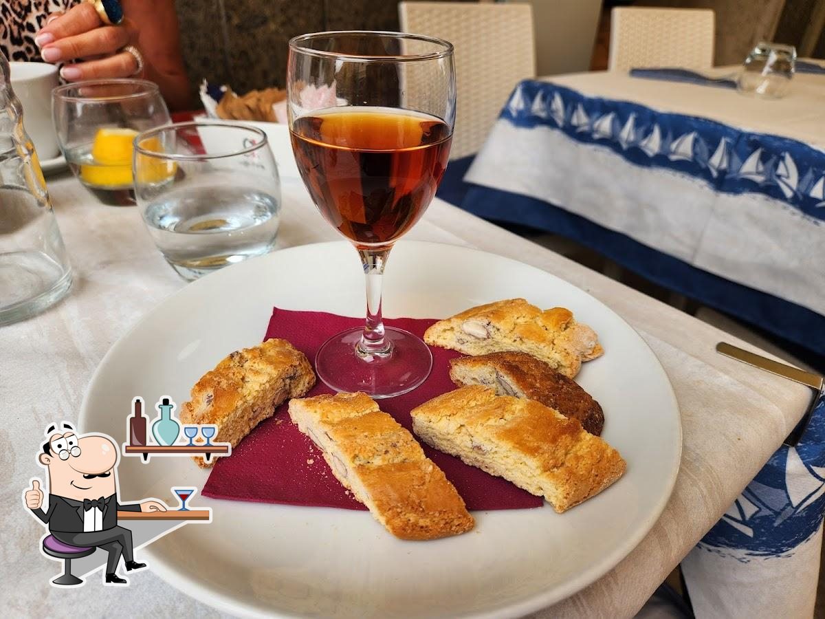 Интерьер "Zitto e Mangia Restaurant".