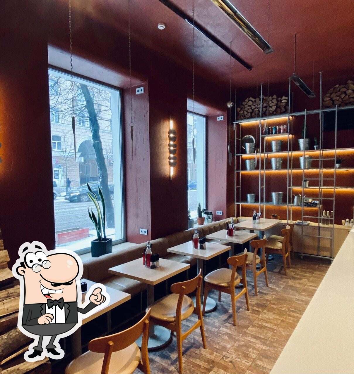 Интерьер "«Smazhenka bistro»".