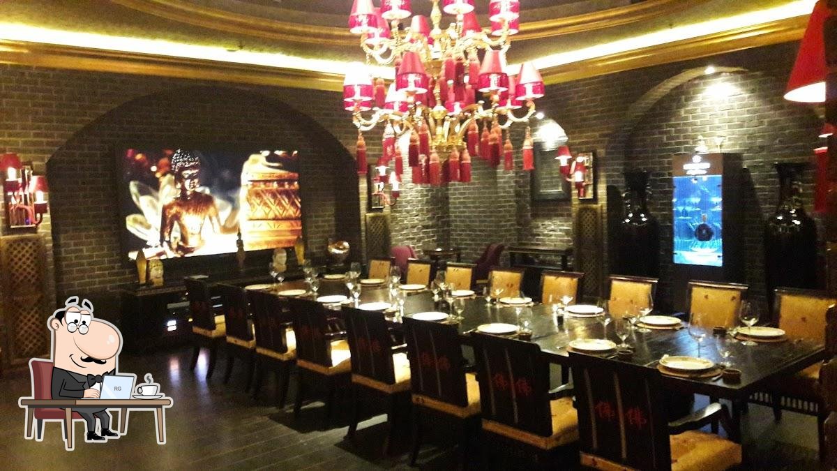 Интерьер "Buddha-Bar".