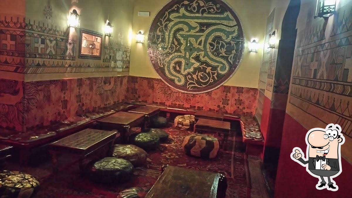 Посмотрите на внутренний интерьер "Shanti".
