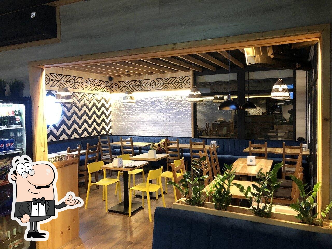 Посмотрите на внутренний интерьер "Погнали по Хинкали".