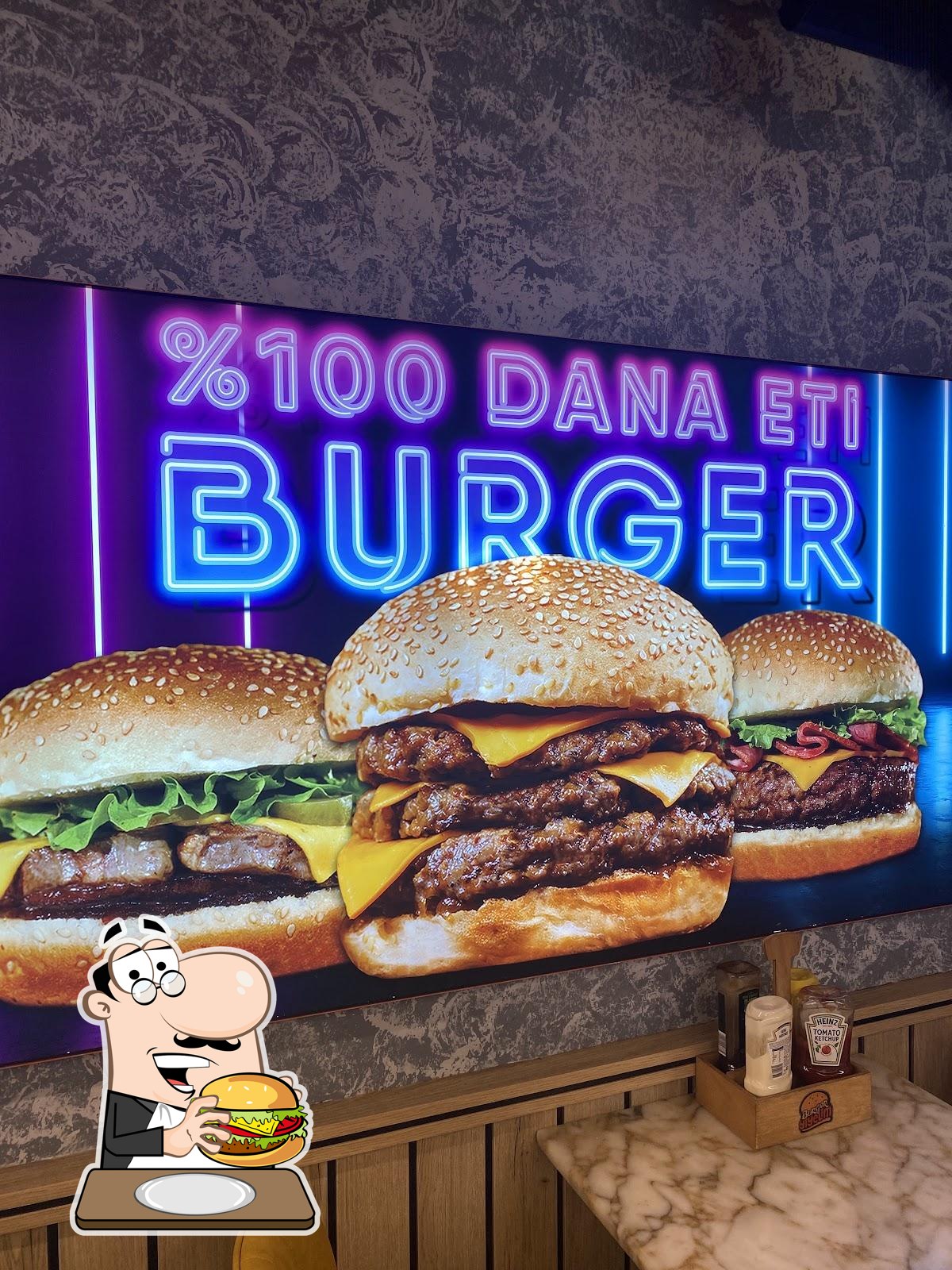  Закажите  гамбургеры в "Burger Yiyelim".