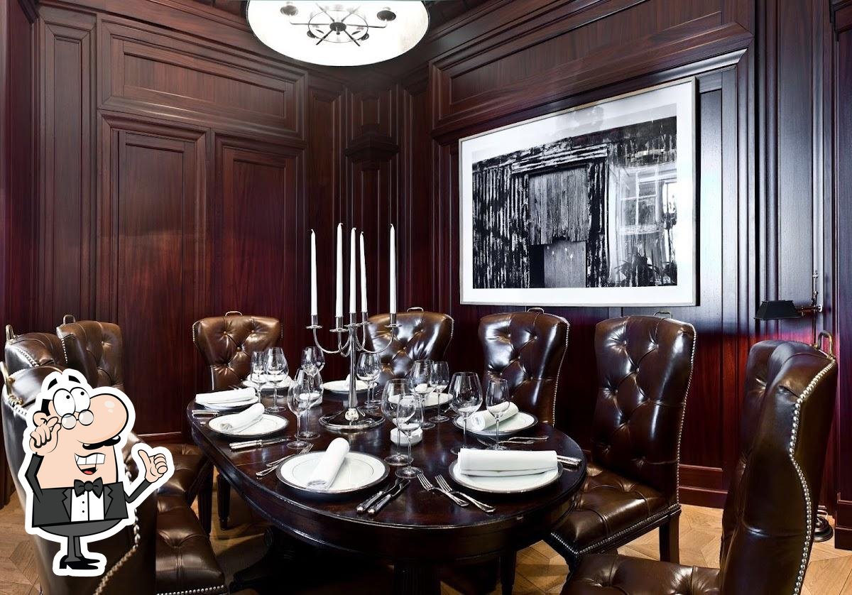 Забронируйте столик в "Bolshoi".