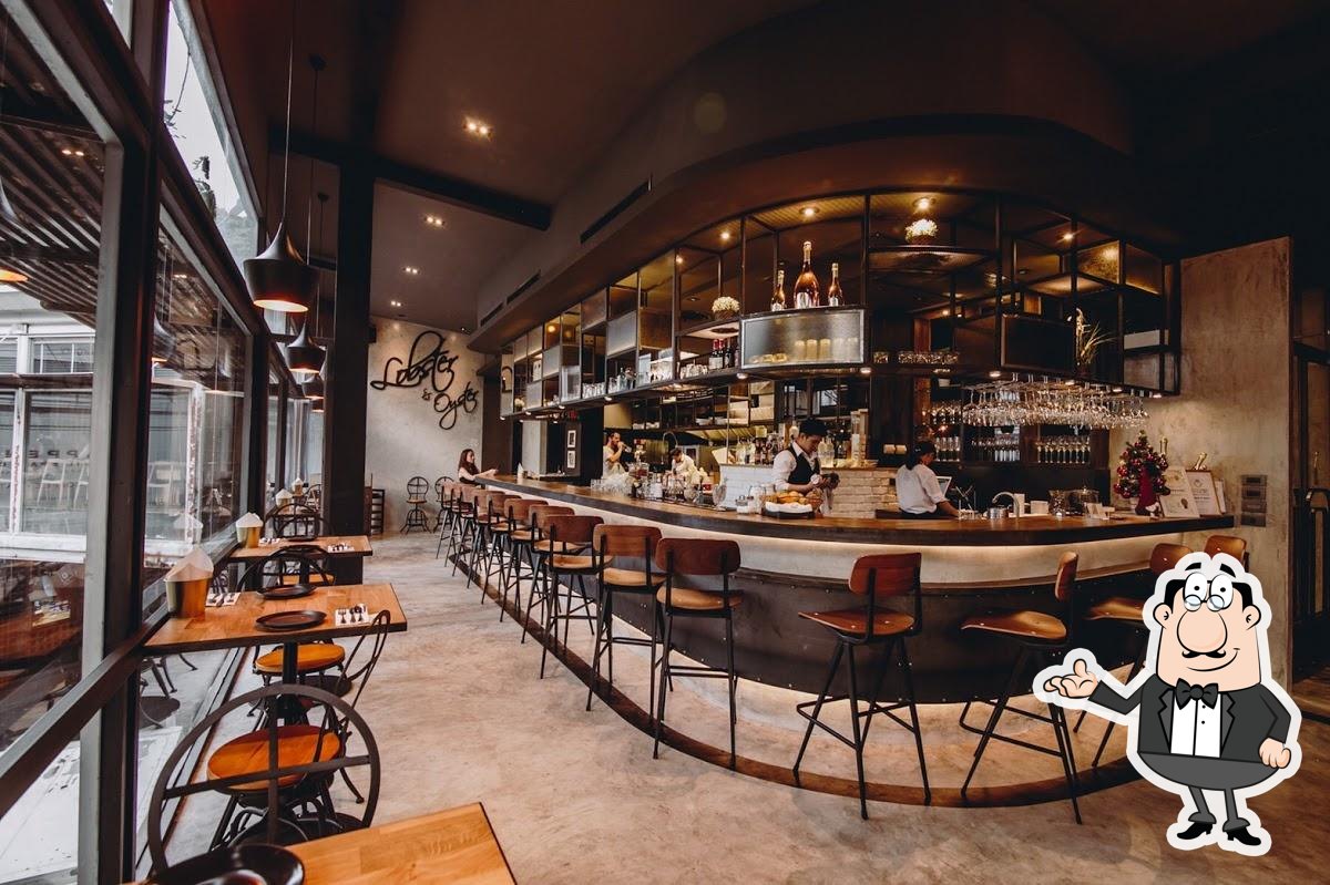 Забронируйте столик в "Lobster & Oyster".