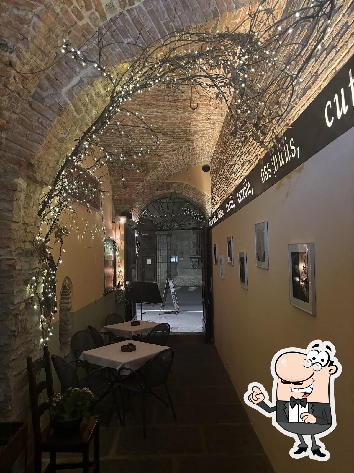 Забронируйте столик в "Ristorante Sociale".