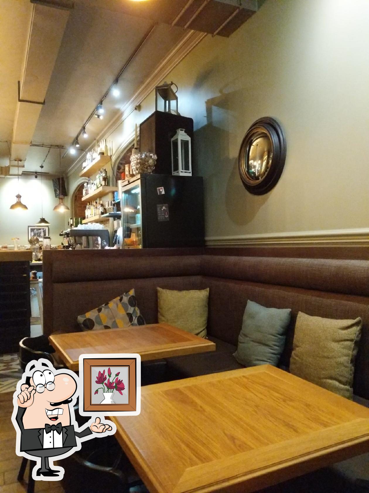 Интерьер "Tweed Bar".